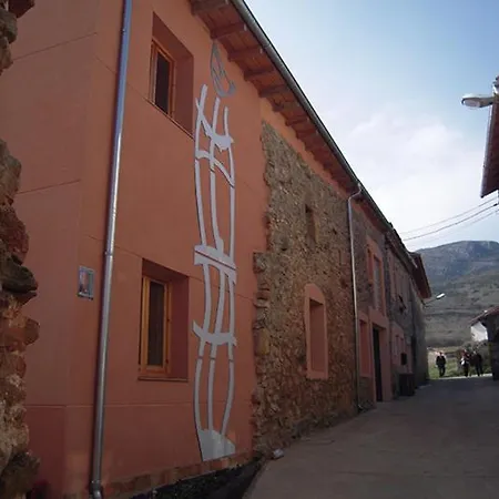 El Hacedor La Aldea del Portillo del Busto