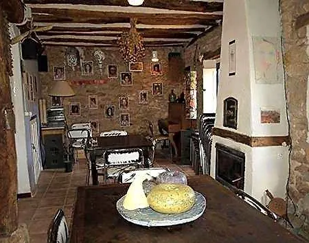 El Hacedor Hostel La Aldea del Portillo del Busto
