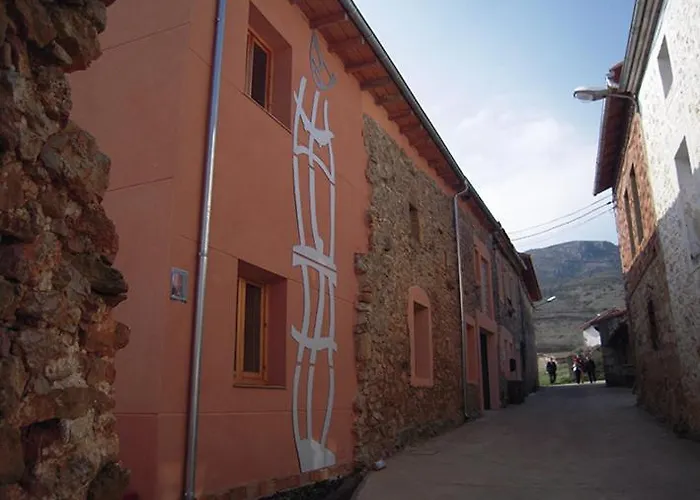 El Hacedor La Aldea del Portillo del Busto